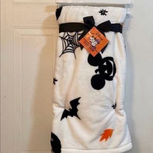 Disney plush Halloween  throw